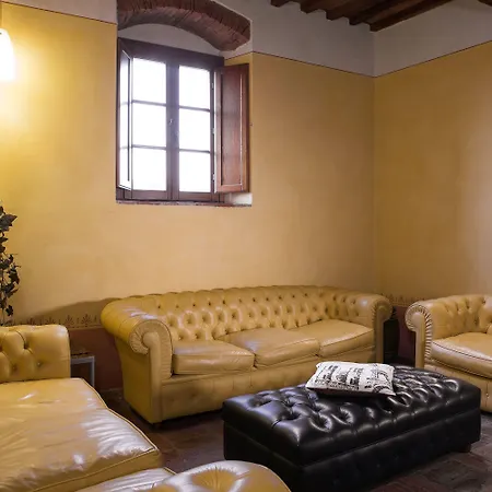 Le Capanne أريتسو